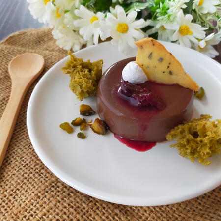 A Robin’s Nest(for Magical Cooking zine)